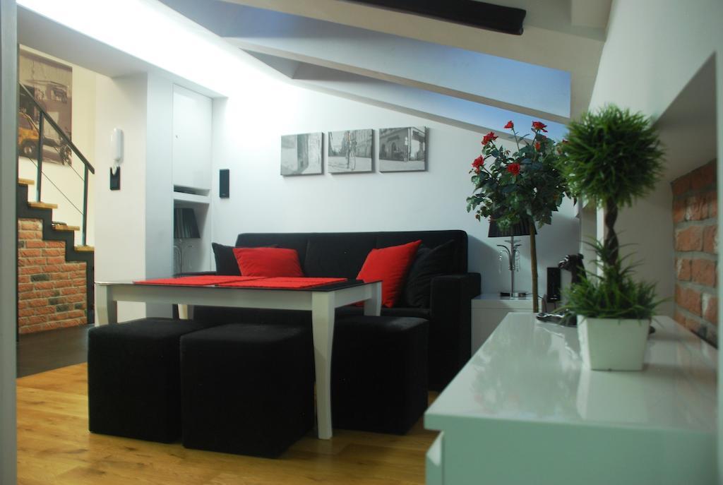 Black & White Krakow Room photo
